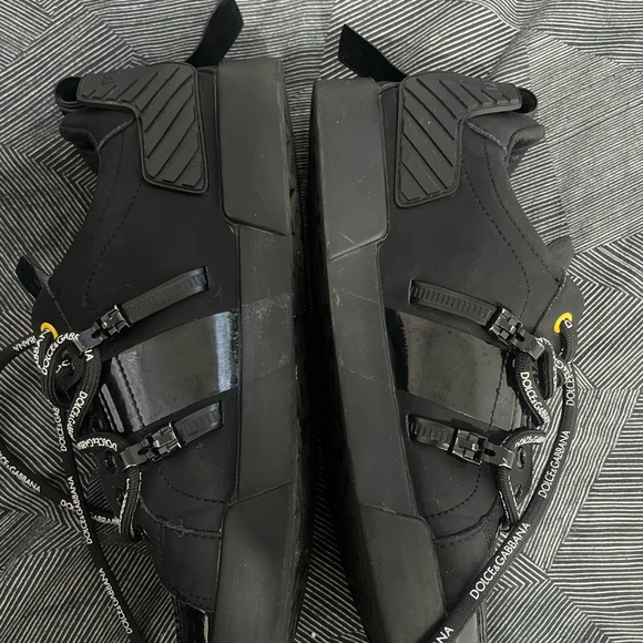 dolce gabbana black shoes. - Picture 5 of 7